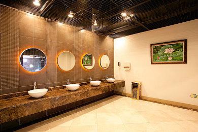 苹果商店国区惊现《艾尔登法环》山寨版 吃相真难看